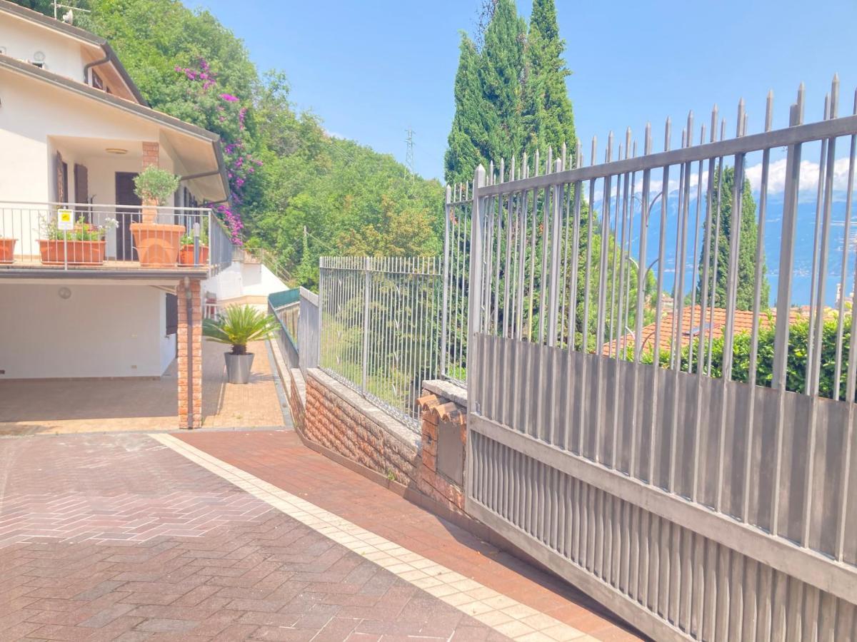 トスコラーノ・マデルノGarda Sunshineアパートメント エクステリア 写真